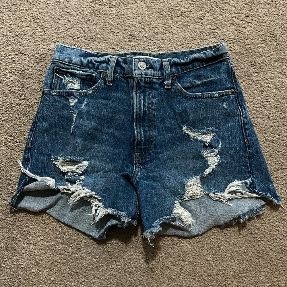 Abercrombie shorts!